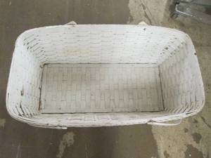 lot 100 image: vintage baby bassinet ...
