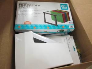 lot 122 image: box of tablet covers ...
