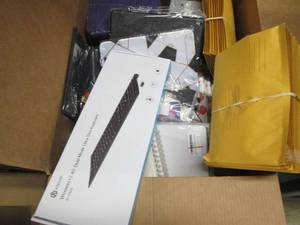 lot 170 image: box of bubble envelopes and keyboard ...