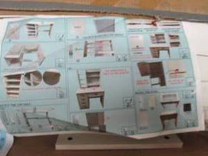 lot 217 image: desk ...
