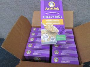 Case of 12- 6.6 oz Boxes  Annies C...