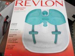 Revlon Rolling Massage Foot Spa ope...