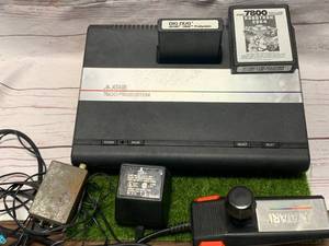 lot 55 image: ATARI 7800 GAMING CONSOLE WITH GAMES