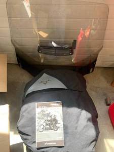 lot 56 image: 2008 HONDA GOLDWING WINDSHIELD, COVER, MANUAL