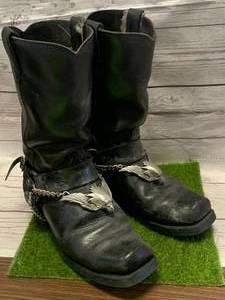 lot 57 image: DURANGOS MOTORCYCLE BOOTS APPEARS TO BE SIZE 9