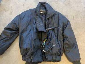lot 113 image: GERBINGS HEATED MOTORCYCLE JACKET XS(UNSURE IF MORE CORDS ARE NEEDED)