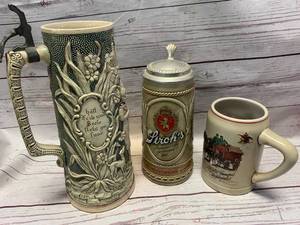 lot 75 image: LOT OF THREE STINES, MUG