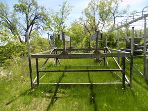 Aluminum Shore-master Cantilever Pontoon Lift  2500lbs