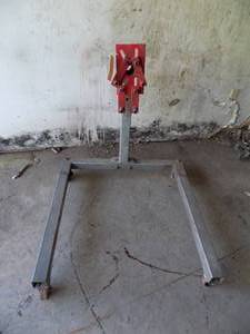 Engine stand - Larin