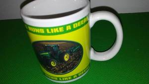lot 522 image: John Deere Mug  2004 Collector Series  Fabulous