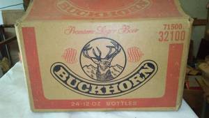 lot 607 image: Buckhorn Beer Case and 24 returnable