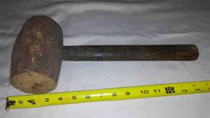 lot 649 image: Antique Wood Mallet - No Wiggle