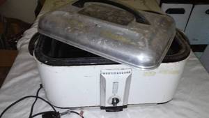 lot 663 image: Westinghouse Electric Roaster