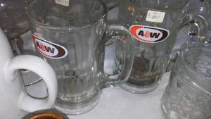 lot 692 image: Collectible Mugs and Glassware.