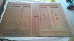lot 704 image: Gorgeous Cabinet doors (2)