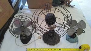 lot 706 image: Vintage Fans (3) Montgomery Wards and G.E.