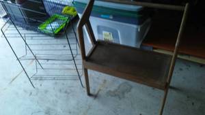 lot 744 image: Stands (2)