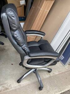 Burlston Managers Chair