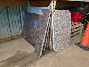 lot 168 image: 6 pieces of granite ranging from 33...