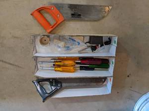 lot 246 image: 2 hand saws, 9 hand sockets, and so...