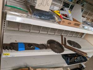 lot 207 image: 3 mower blades at 19, 3 10 circul...