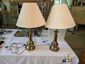 lot 211 image: 2 metal lamps...