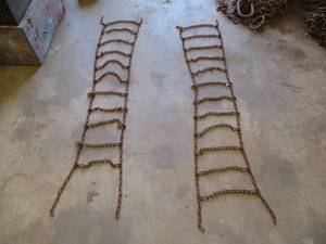 lot 53 image: Pair of Tire Chains