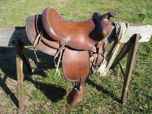 lot 59 image: Leather Horseback Riding Saddle