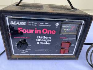 lot 54 image: Sears 4 In 1 Battery Charger