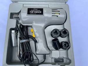 lot 63 image: 12 Volt Sisco Tire Wrench In Original Case Model 1600