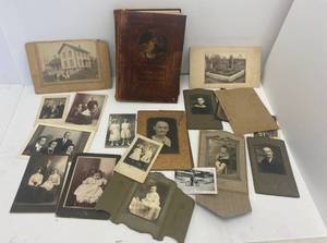 Very Old Modern Dog Encyclopedia And Vintage Photos