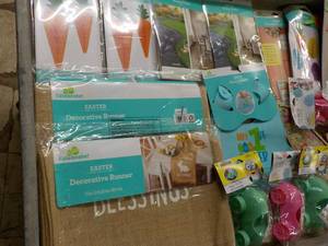Spring and Easter Dcor...