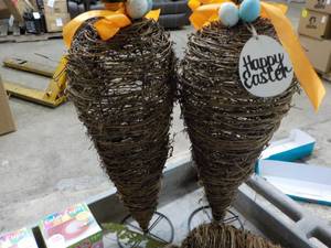 Spring and Easter Dcor...