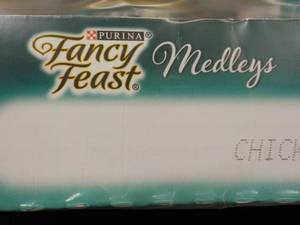 Case of 24 - 3 oz Purina Fancy Feas...