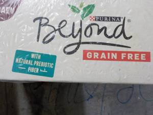 2 - 12pack 3 oz cans Beyond Cat Foo...