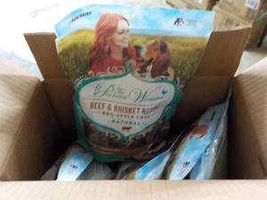 5 - 16 oz Bags Pioneer Women Dog Tr...