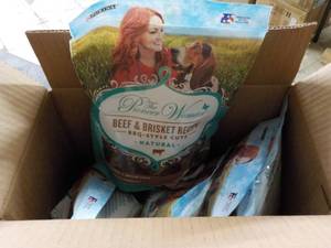 5 - 16 oz Bags Pioneer Women Dog Tr...