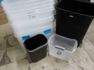 10 Tubs - no Covers and 4 Waste Bas...