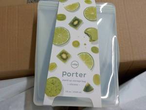 Case of 12 W and P Porter Stand Up ...