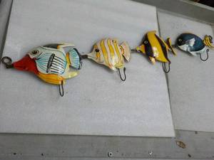 Fish Wall Dcor with Hooks...