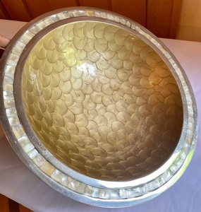 lot 9 image: Julia Knight Mother of Pearl Inlaid Design Bowl Handmade in India