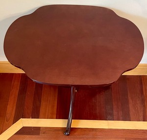 lot 33 image: Vintage Accent Table on Casters
