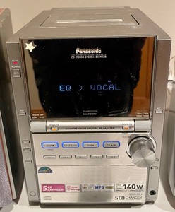 lot 47 image: Panasonic CD Stereo System with Remote