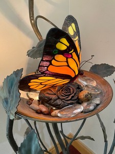 lot 15 image: Unique Metal Butterfly Light