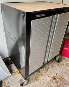 lot 60 image: Stack On Tool Cabinet on Casters (contents not included)