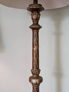 lot 28 image: Pair of Gold Table Lamps