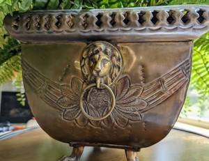lot 29 image: Brass Lion Footed Planter