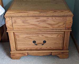 lot 35 image: Queen Bed Frame and Nightstand