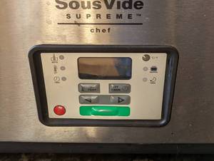 lot 54 image: Sous Vide Supremes Water Oven