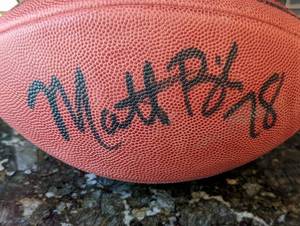 lot 77B image: Minnesota Vikings Matt Birk Autographed Football